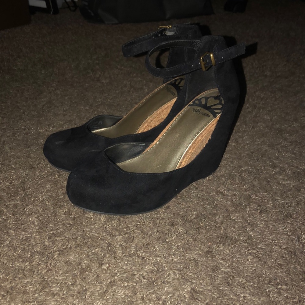 Black heel wedges with cork